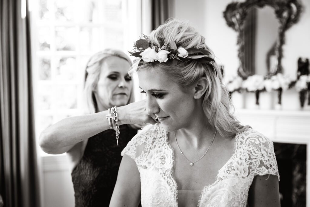 TOP 5 WEDDING MAKEUP TIPS FROM CARMEN MABRY, AN EXPERIENCED MAKEUP ARTIST IN NASHVILLE, TENN.